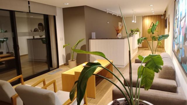 Aparts de la Villa - CheckinFans